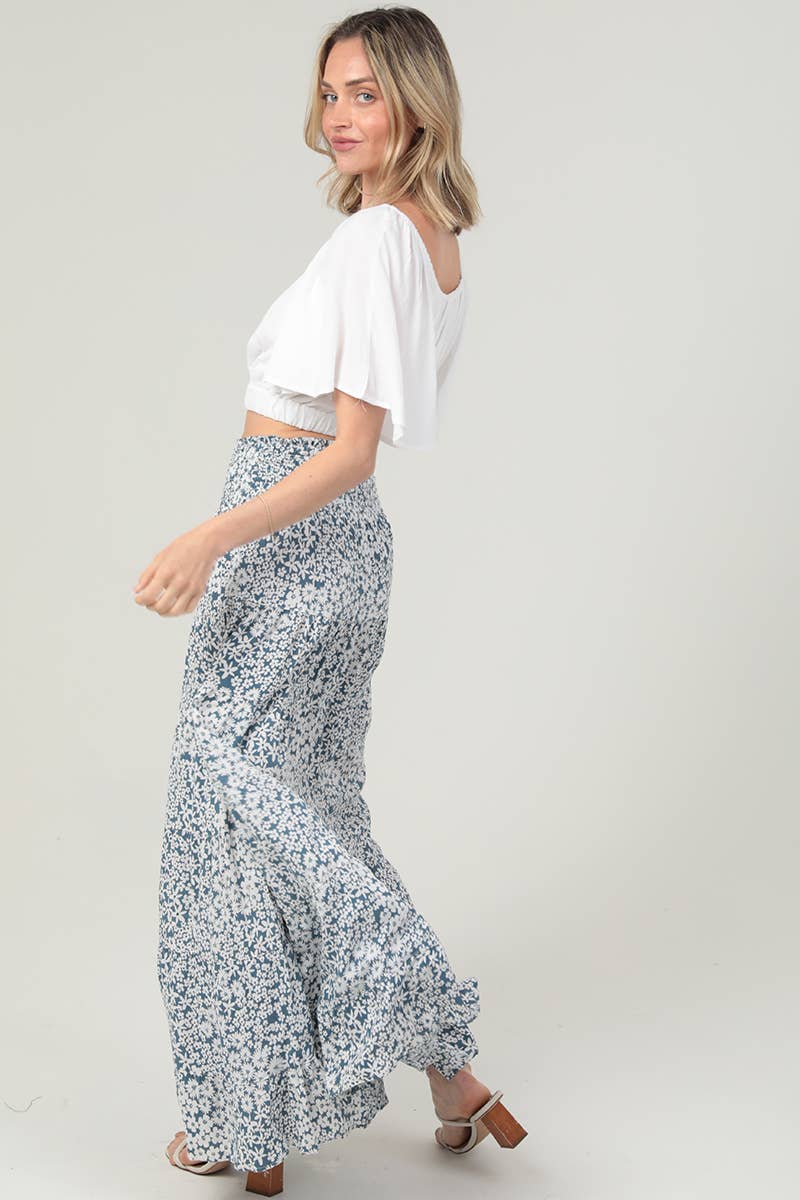 TIERED SKIRT WITH SMOCKED WAISTBAND