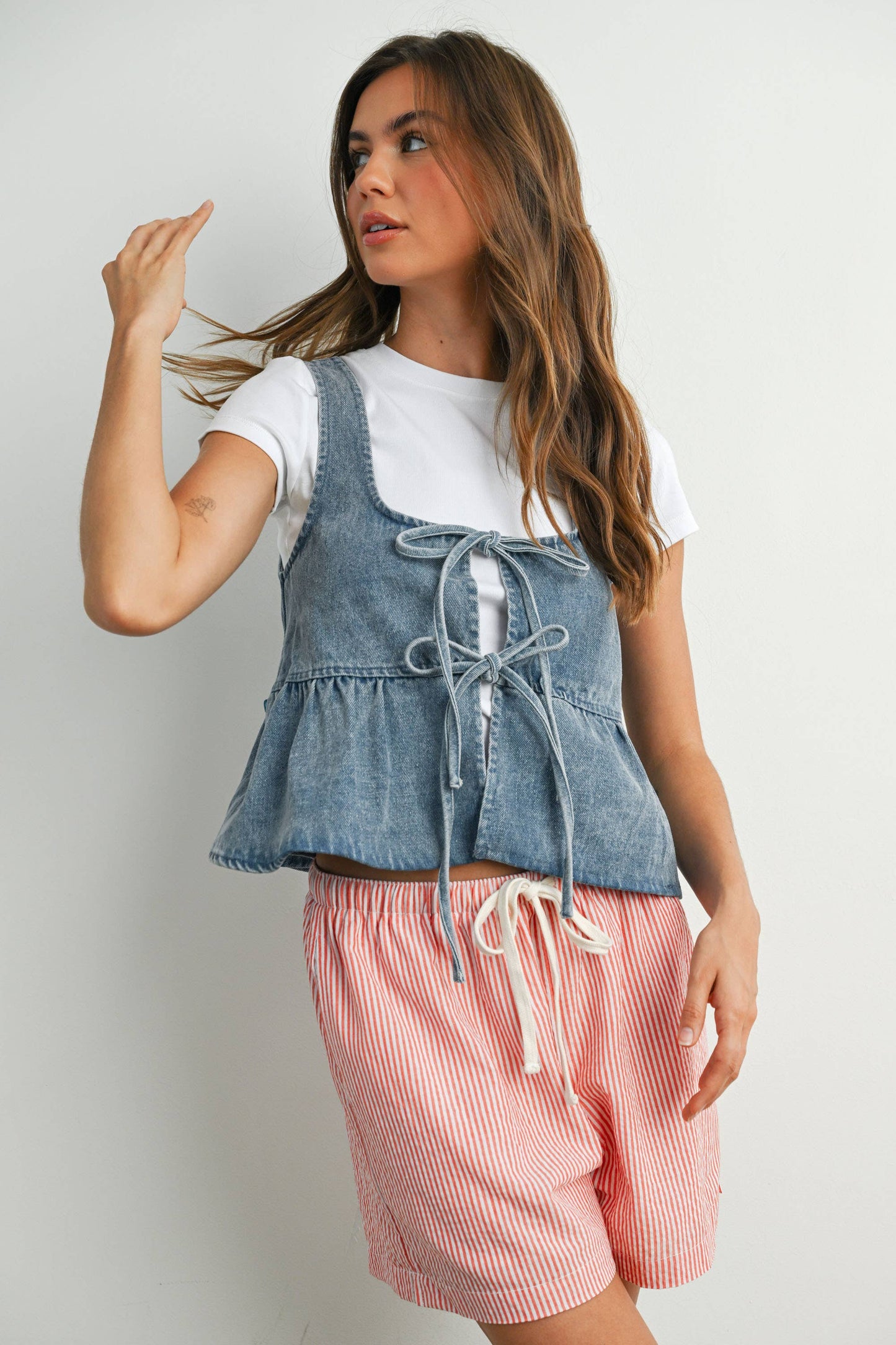 SHANIA RUFFLED HEM TIE TOP