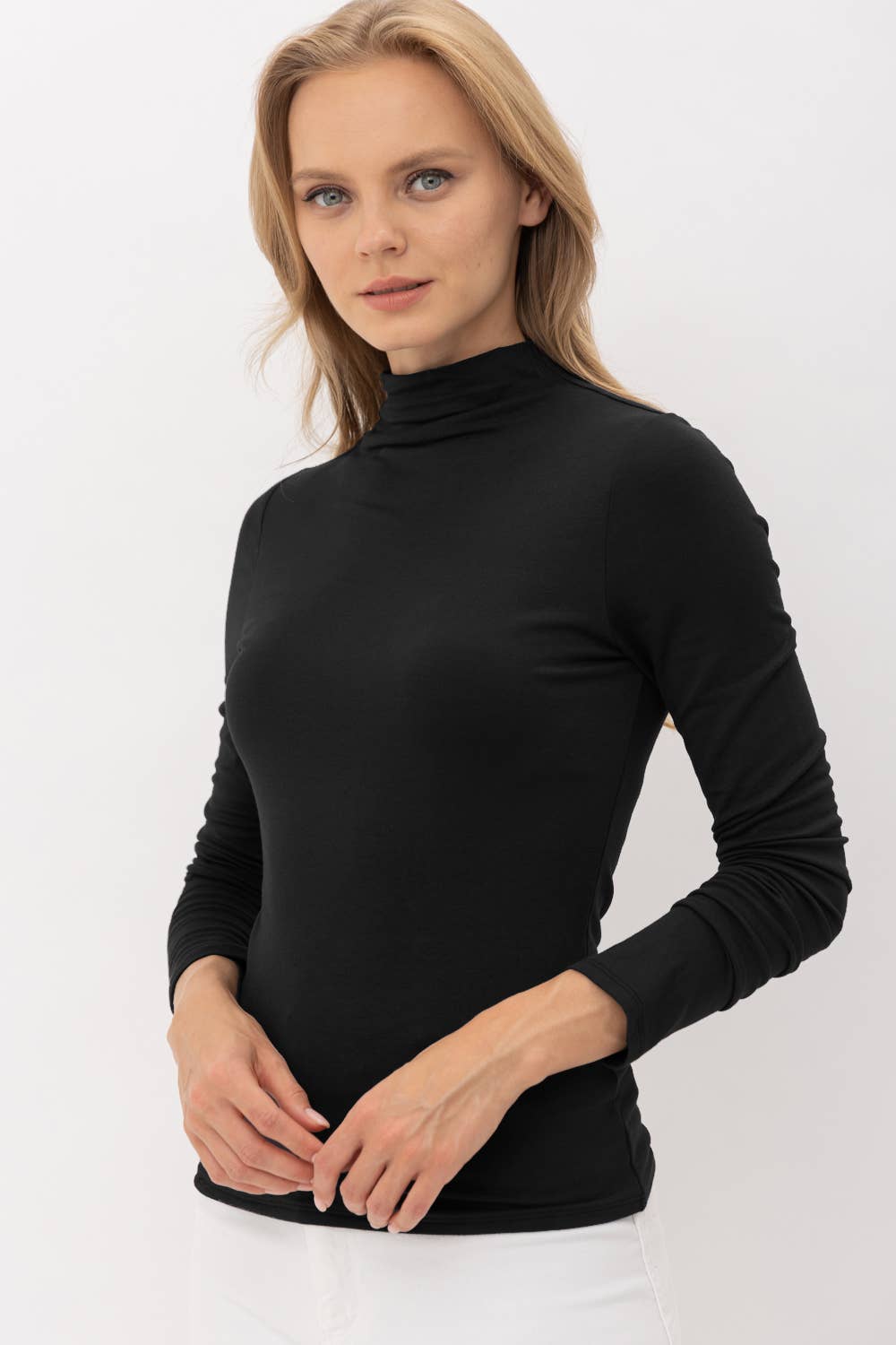 BLACK LONG SLEEVE MOCK NECK