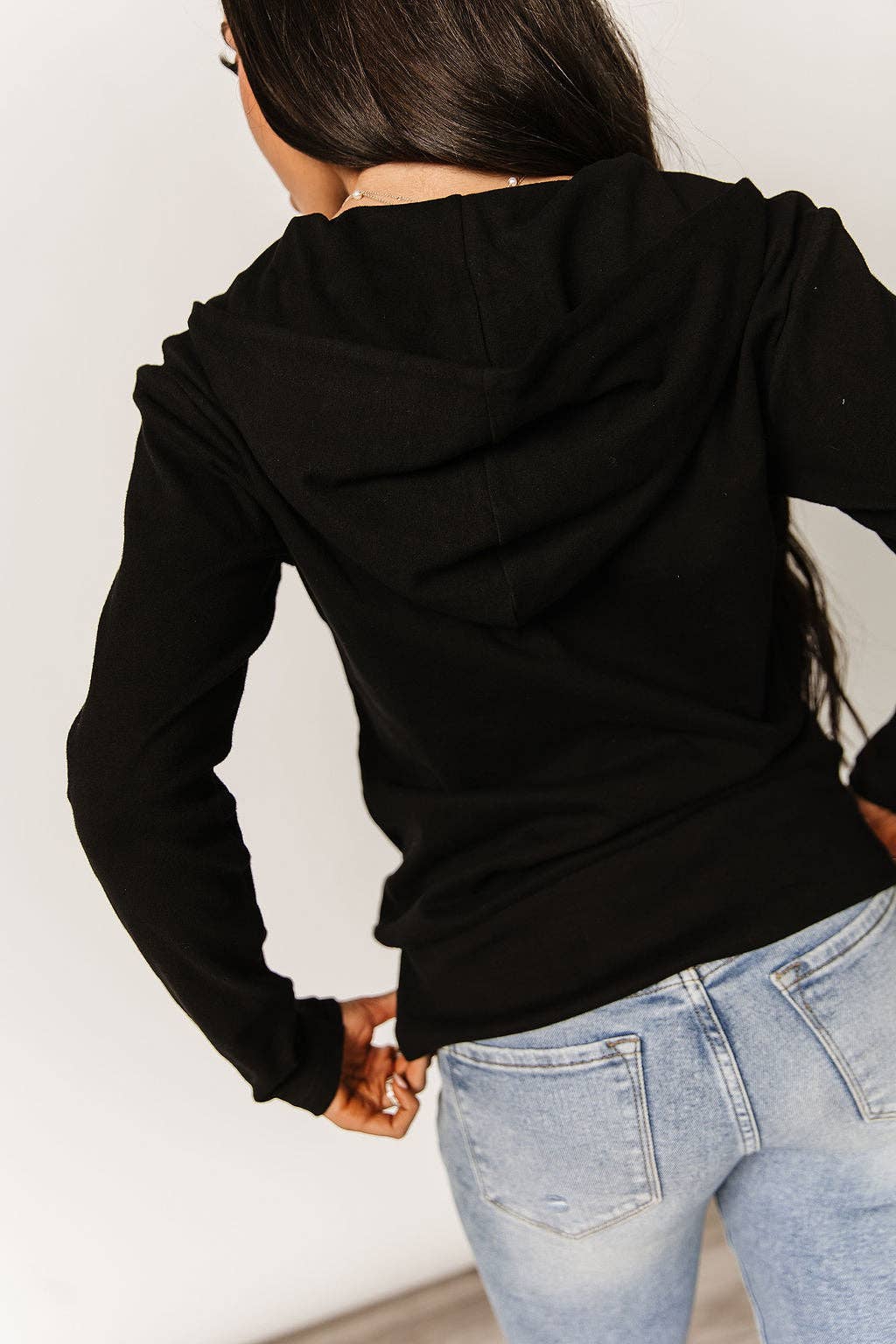 BLACK HALFZIP SWEATSHIRT