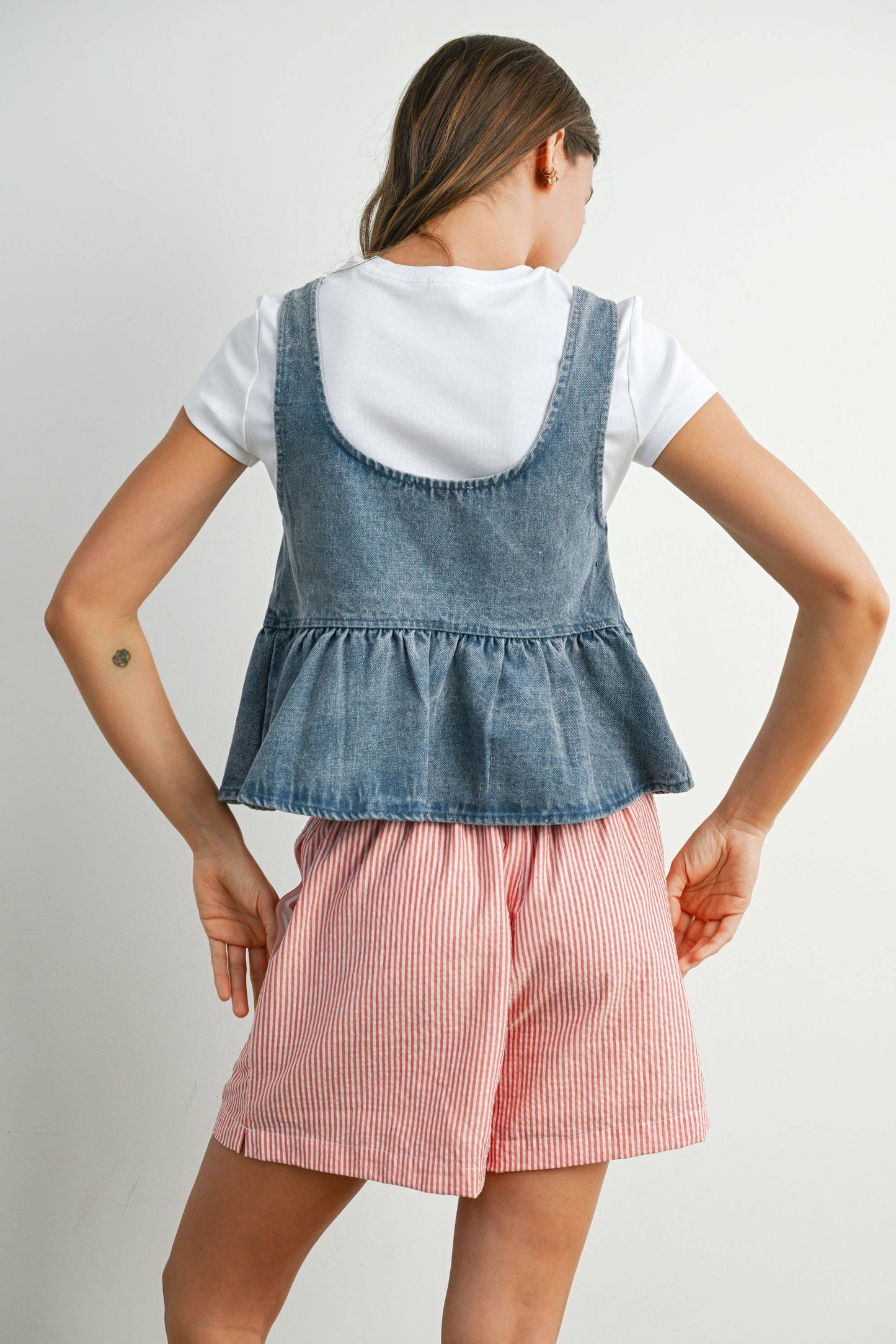 SHANIA RUFFLED HEM TIE TOP