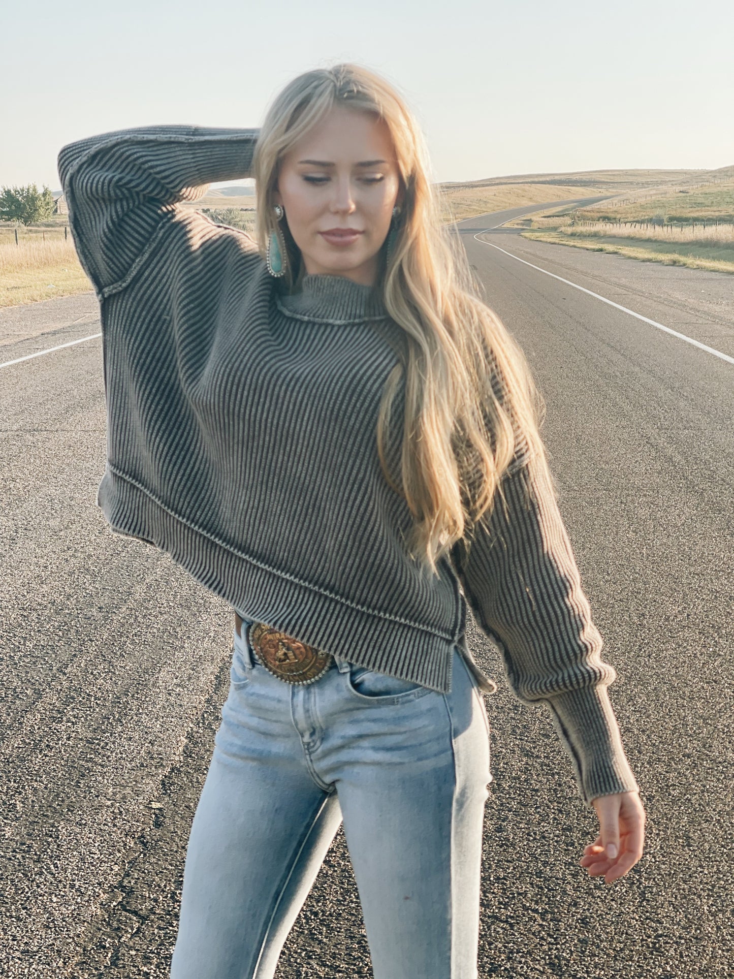 BONNIE OVERSIZED SWEATER