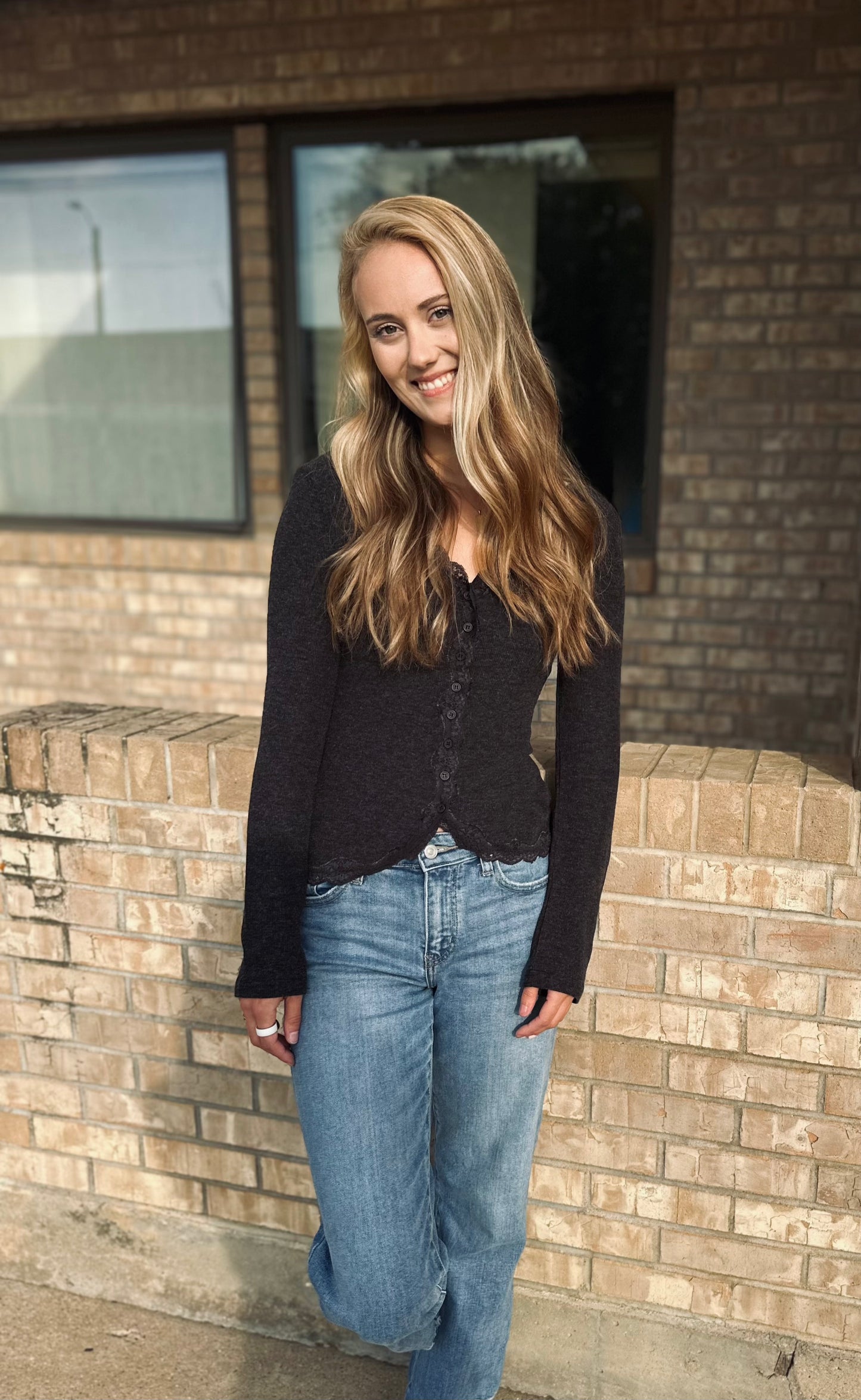BUTTON DOWN LACE TRIMMED KNIT CARDIGAN TOP