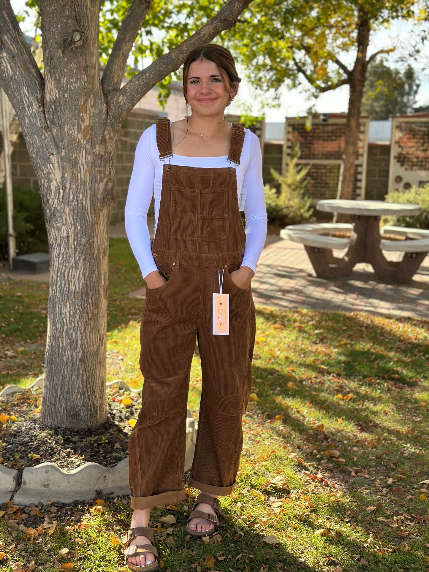GILMORE CORDUROY BARREL OVERALL