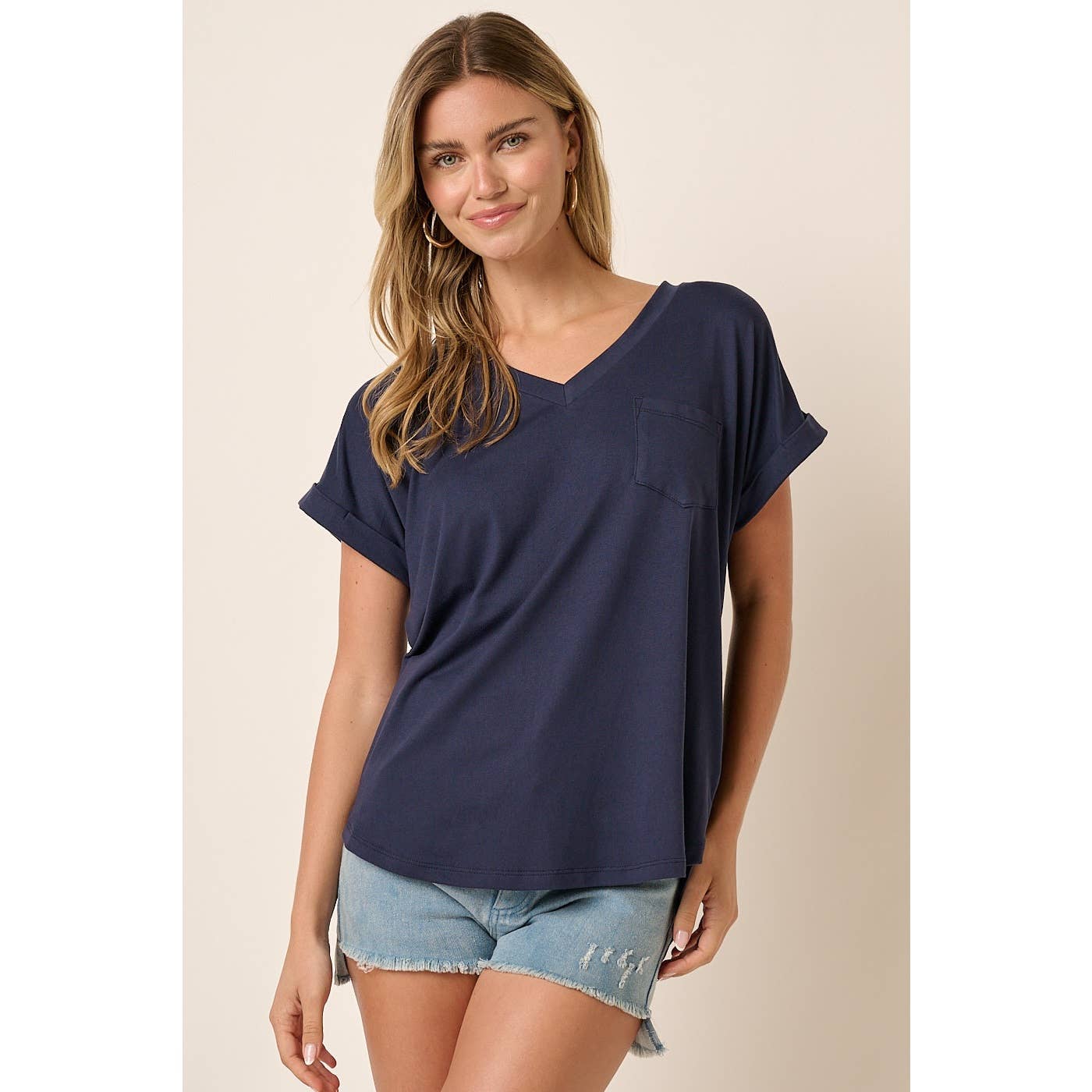 NAVY BASIC VNECK