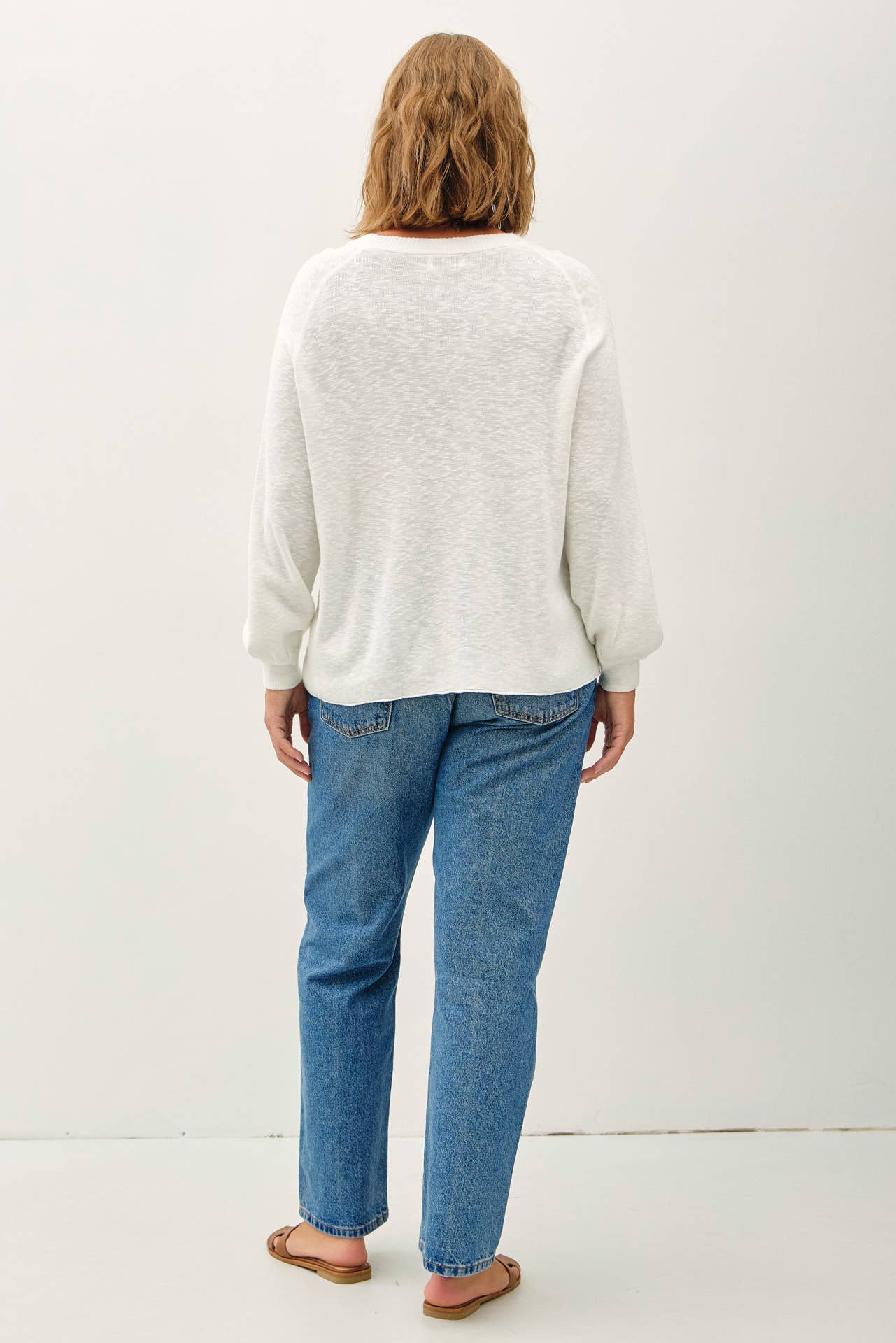 PLUS- LONG SLEEVE PULLOVER SWEATER