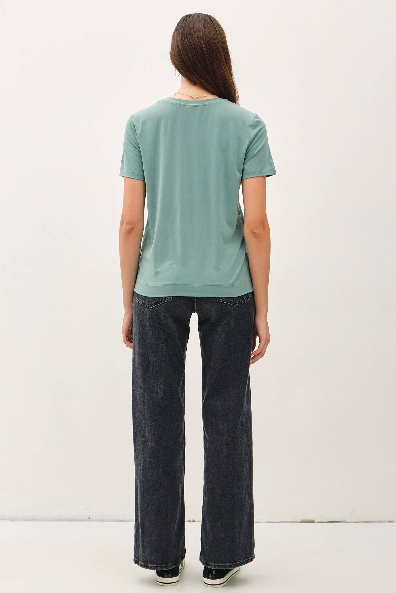 JADE BAMBO0 ROUND NECK T