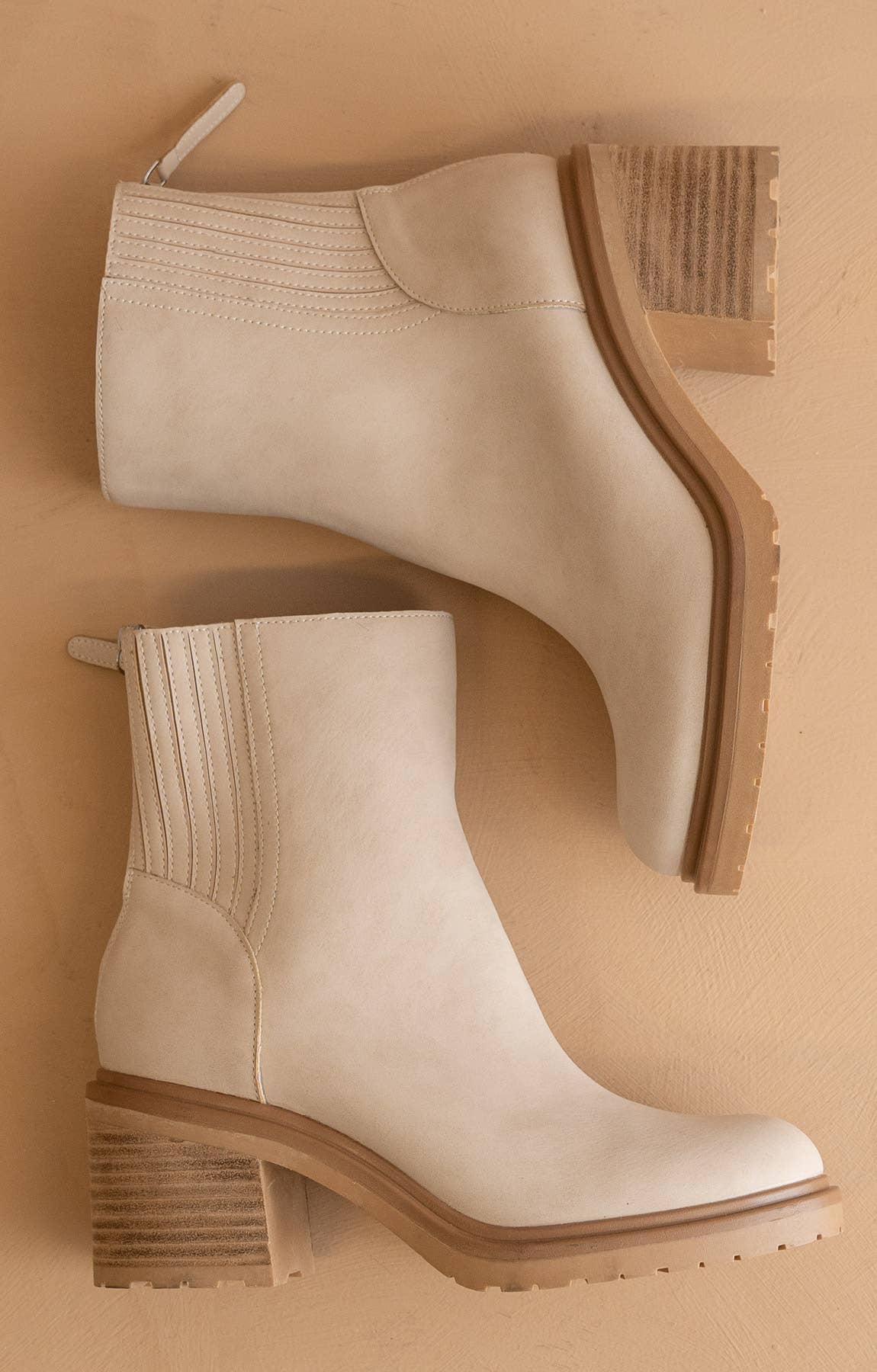 The Megan | Light Grey Lug Chelsea Boot