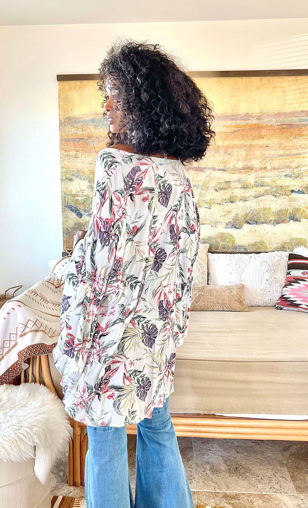 Tropical Leaves Draped Sleeve Kimono: White