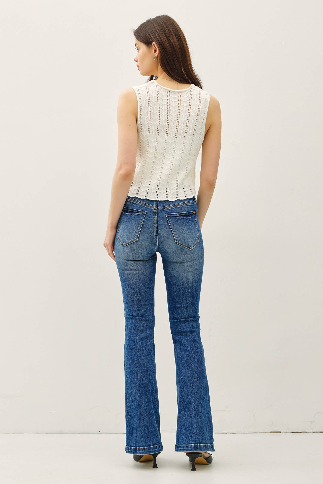 WAVY KNIT TIE FASTENING VEST