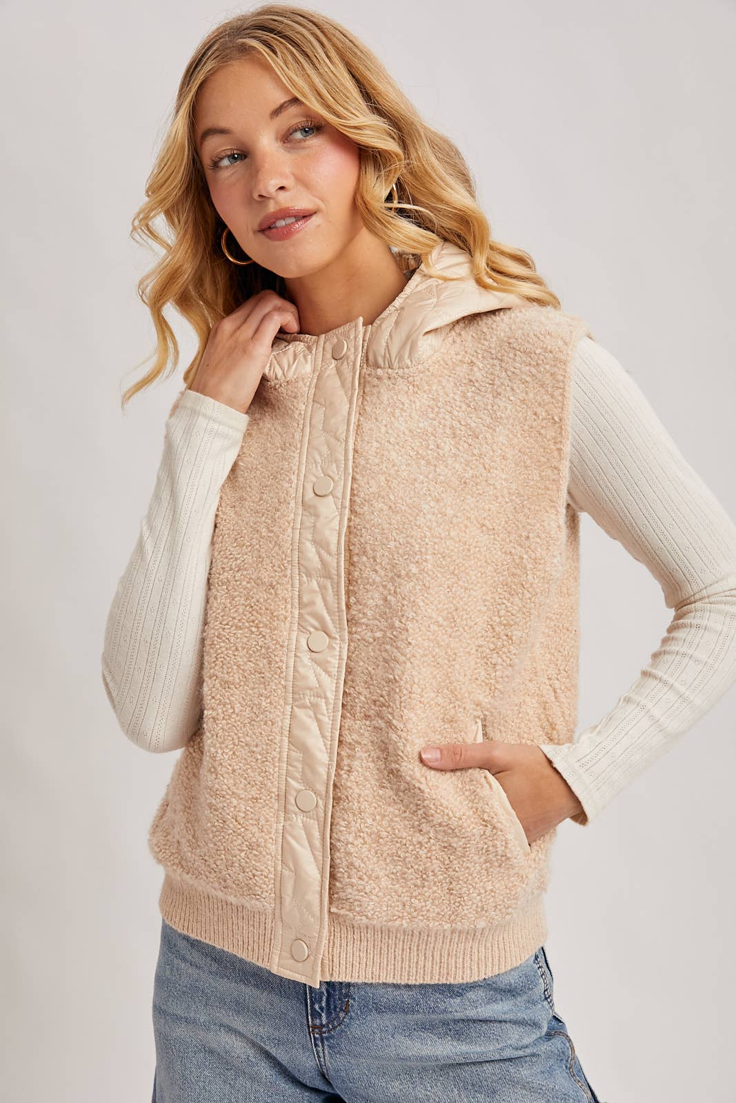 BUTTON DOWN SHERPA QUILTED HOOD VEST