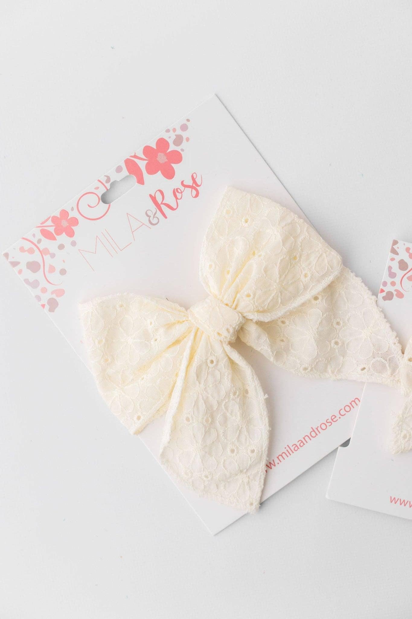 Classic Hair Bow - Cream Eyelet
