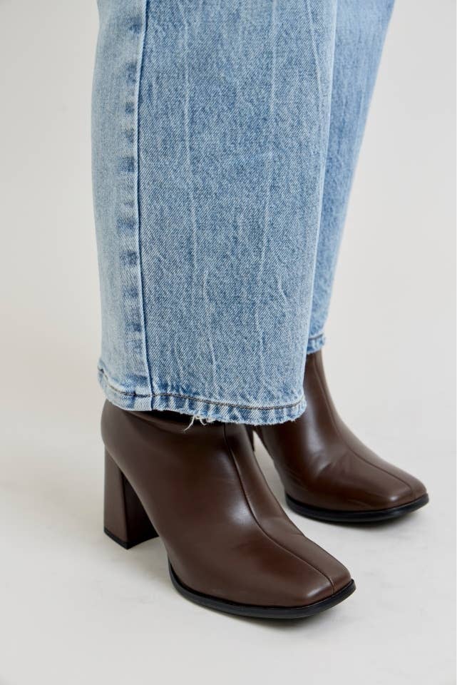 Judy Blue Rigid Magic Straight Jean - Plus