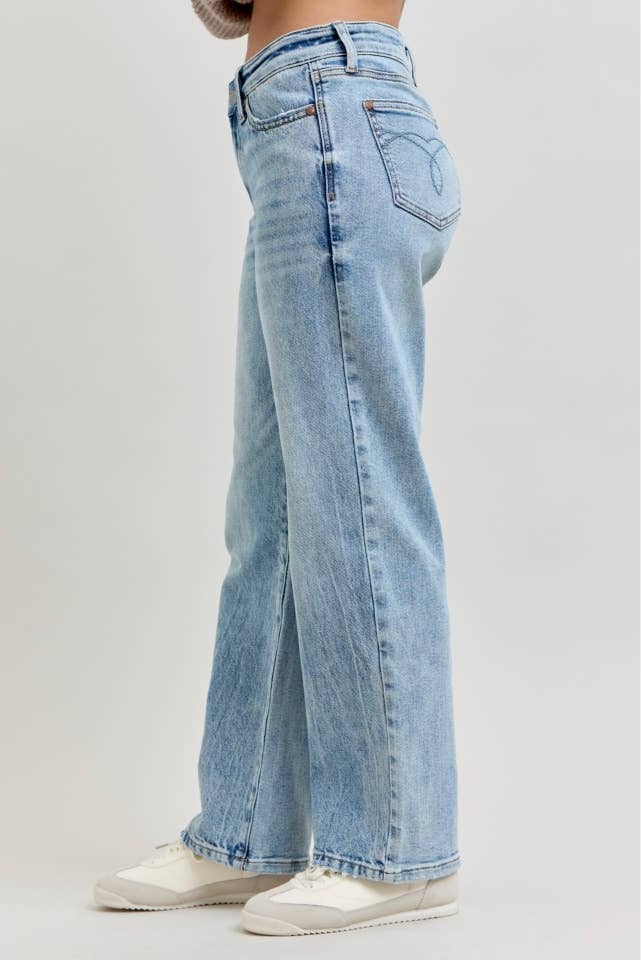 Judy Blue Rigid Magic Straight Jeans