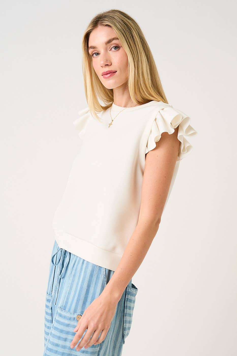 FLUTTER SLEEVE PREMIUM KNIT TOP