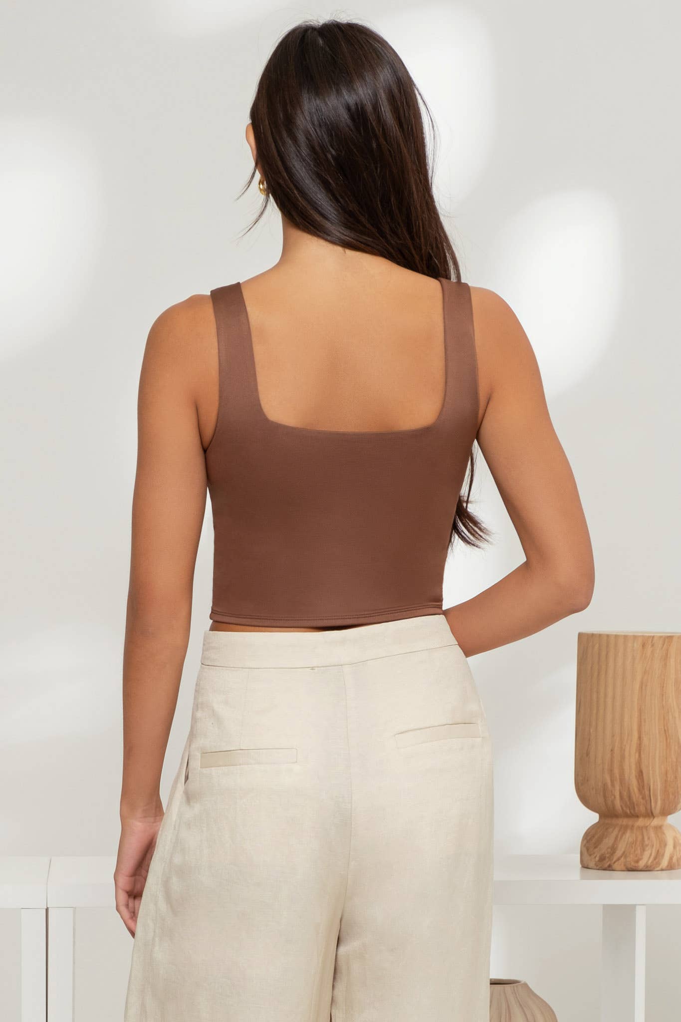 CHOCOLATE REVERSIBLE SQUARE NECK TANK