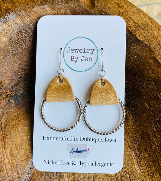 Twisted Hoop Earrings: Weathered Tan