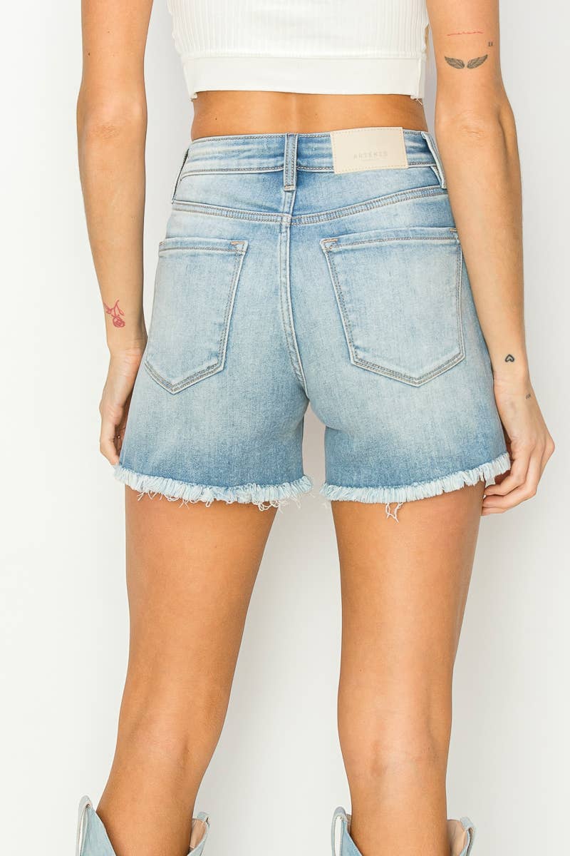 LEDGER MIDI SHORTS