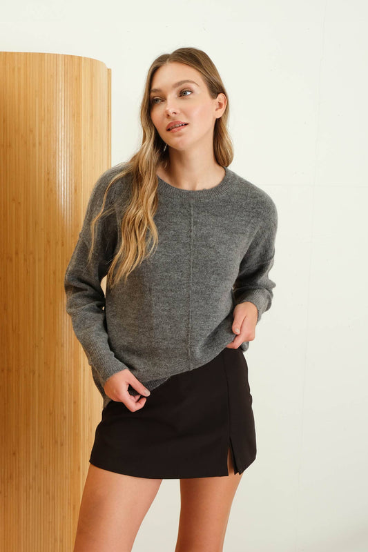 GREY CREWNECK KNIT SWEATER