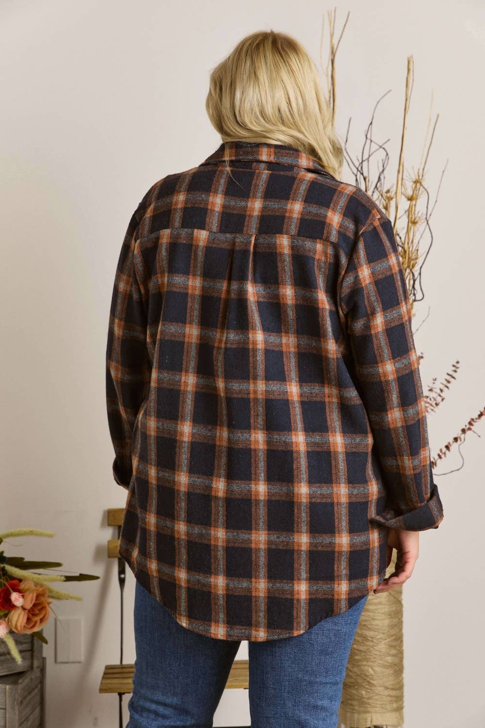 NAVY BUTTON DOWN FLANNEL SHIRT