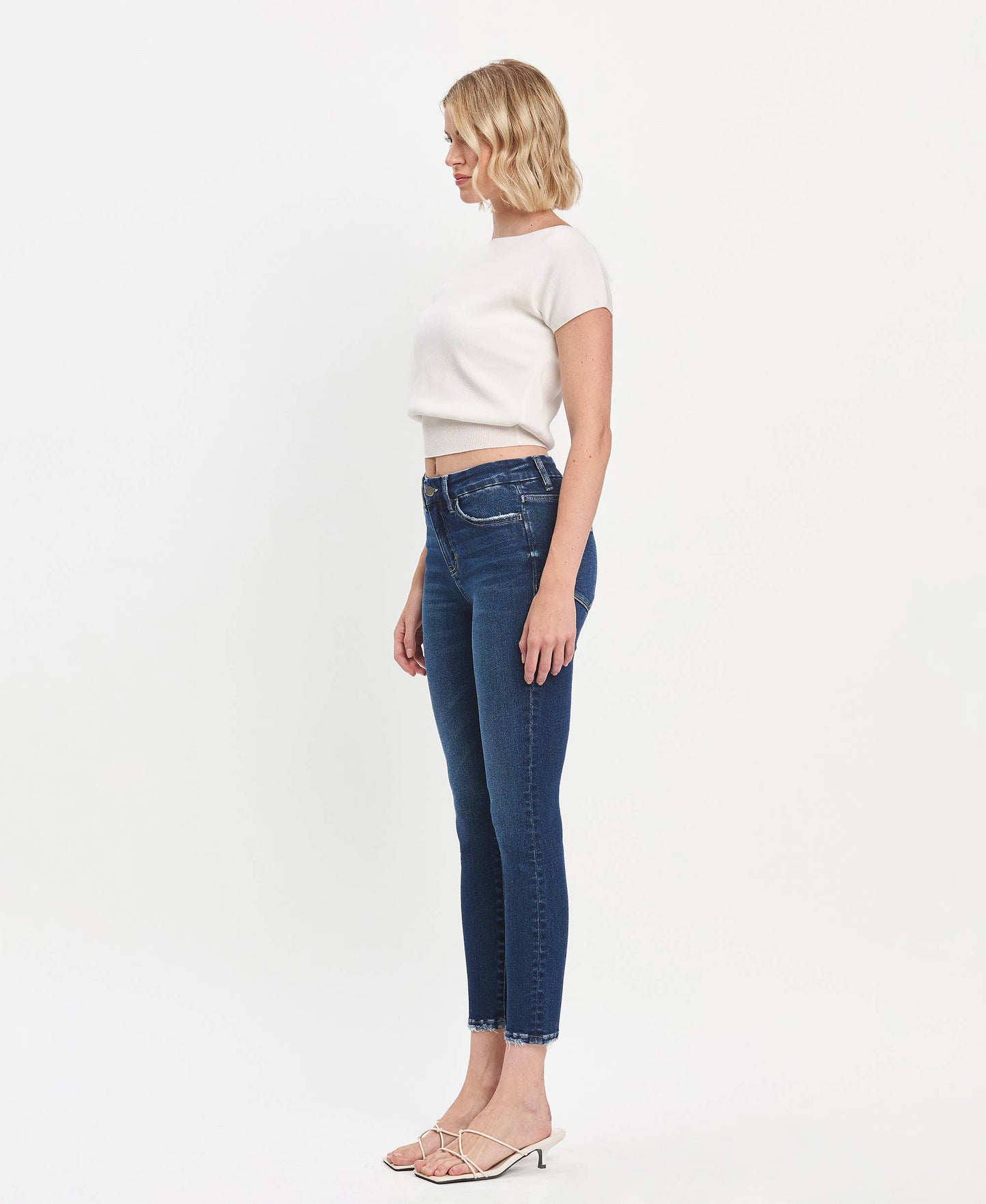 HIGH RISE SKINNY JEANS