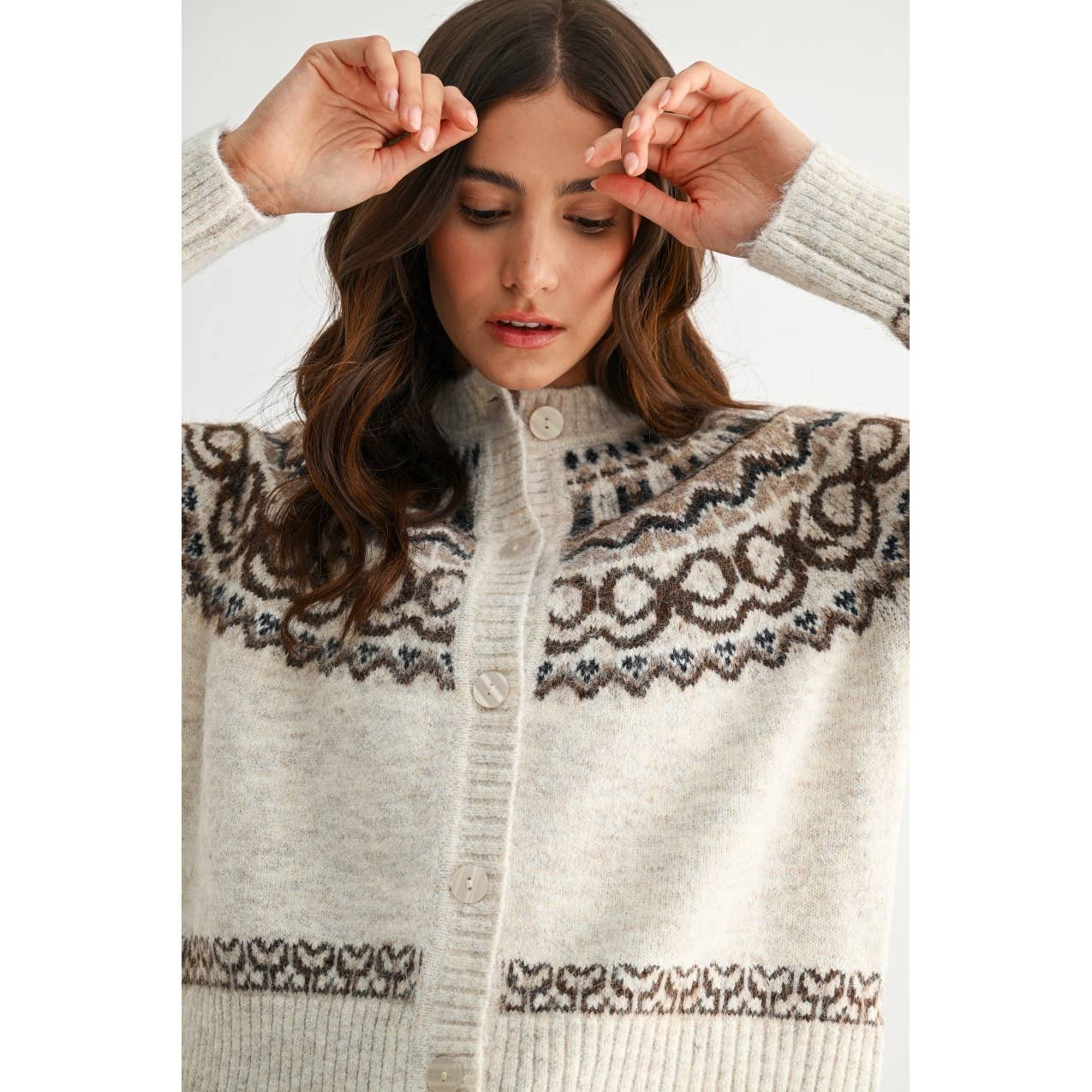 NORDIC-INSPIRED WOOL-BLEND CARDIGAN