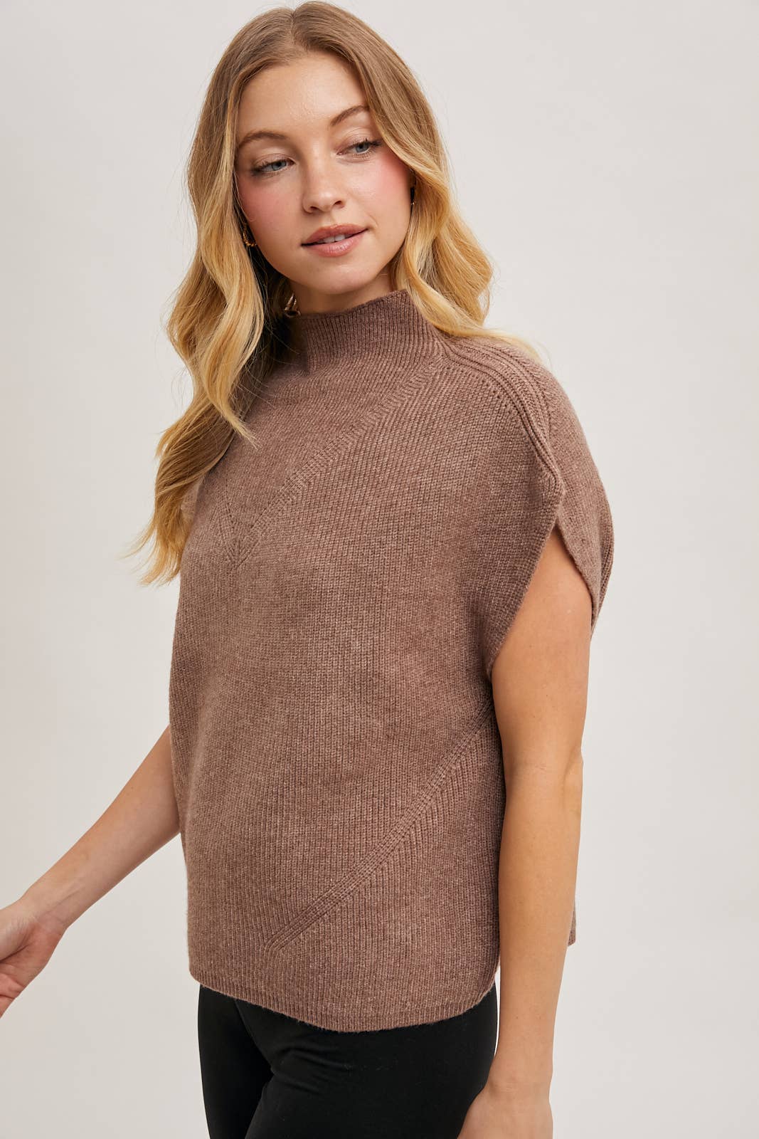 MOCK NECK DINA SLEEVE