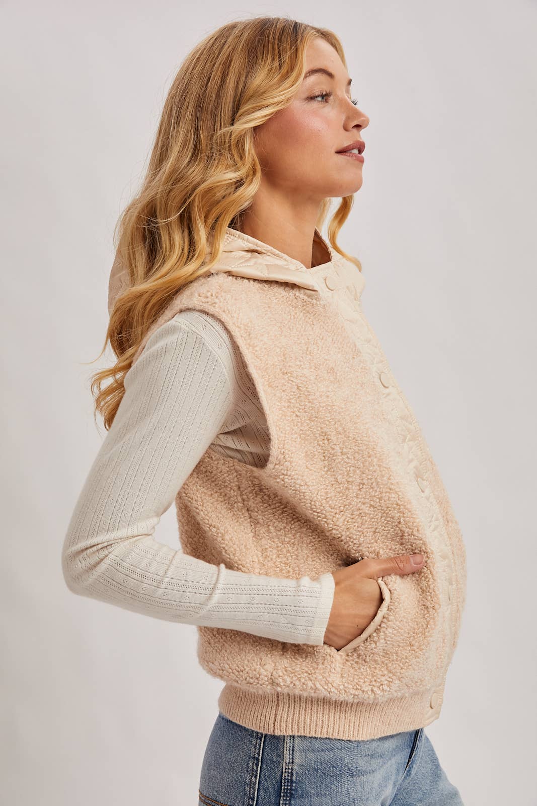 BUTTON DOWN SHERPA QUILTED HOOD VEST