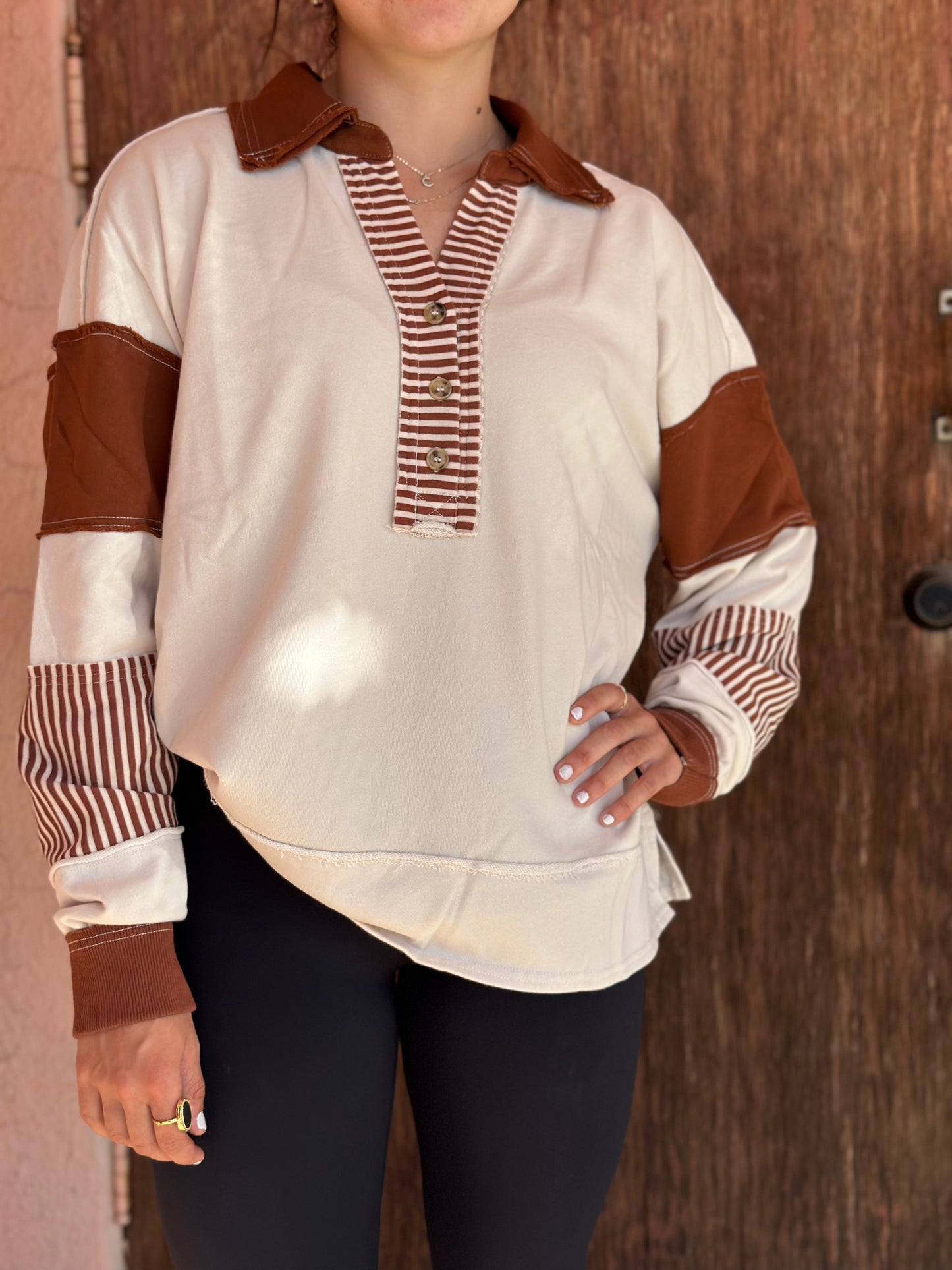 GINNY CHESNUT COLLAR KNIT TOP