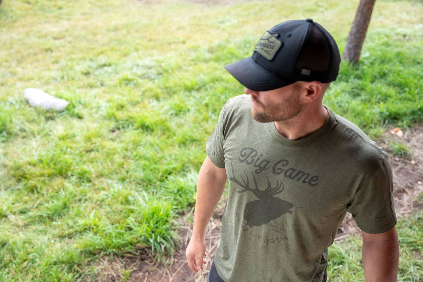 BIG GAME TEE