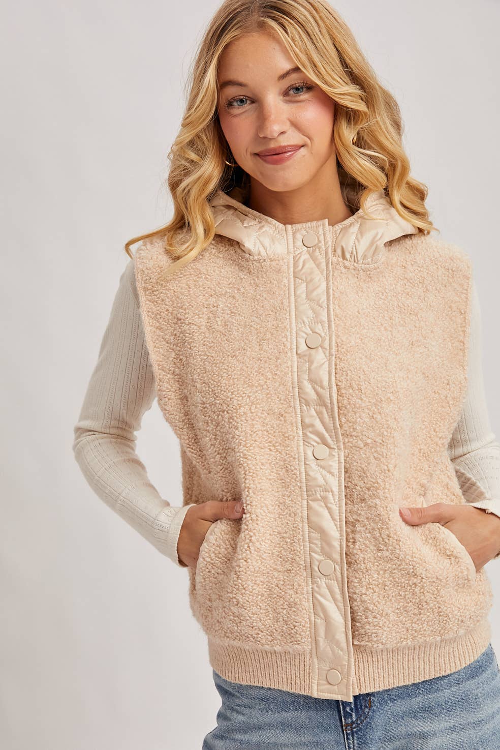 BUTTON DOWN SHERPA QUILTED HOOD VEST