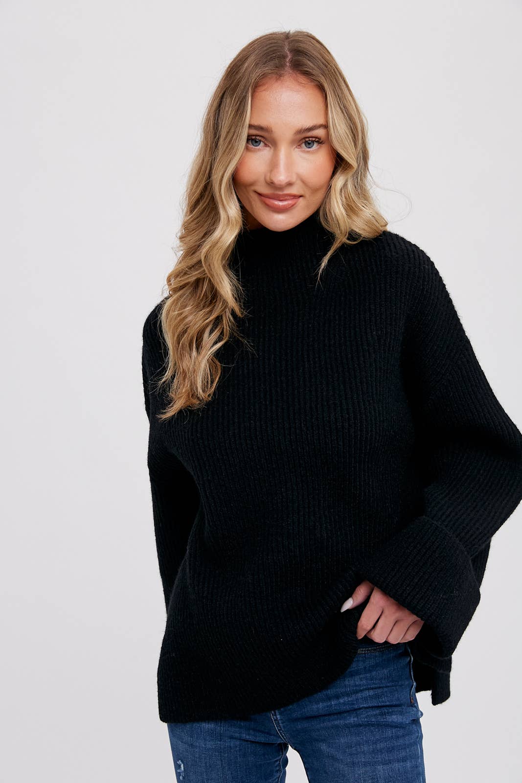 FUNNEL NECK OVERSIZED PULLOVER