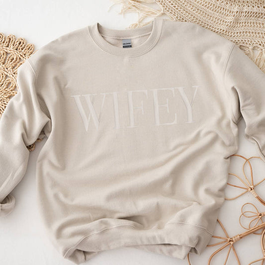 WIFEY EMBROIDED CREW