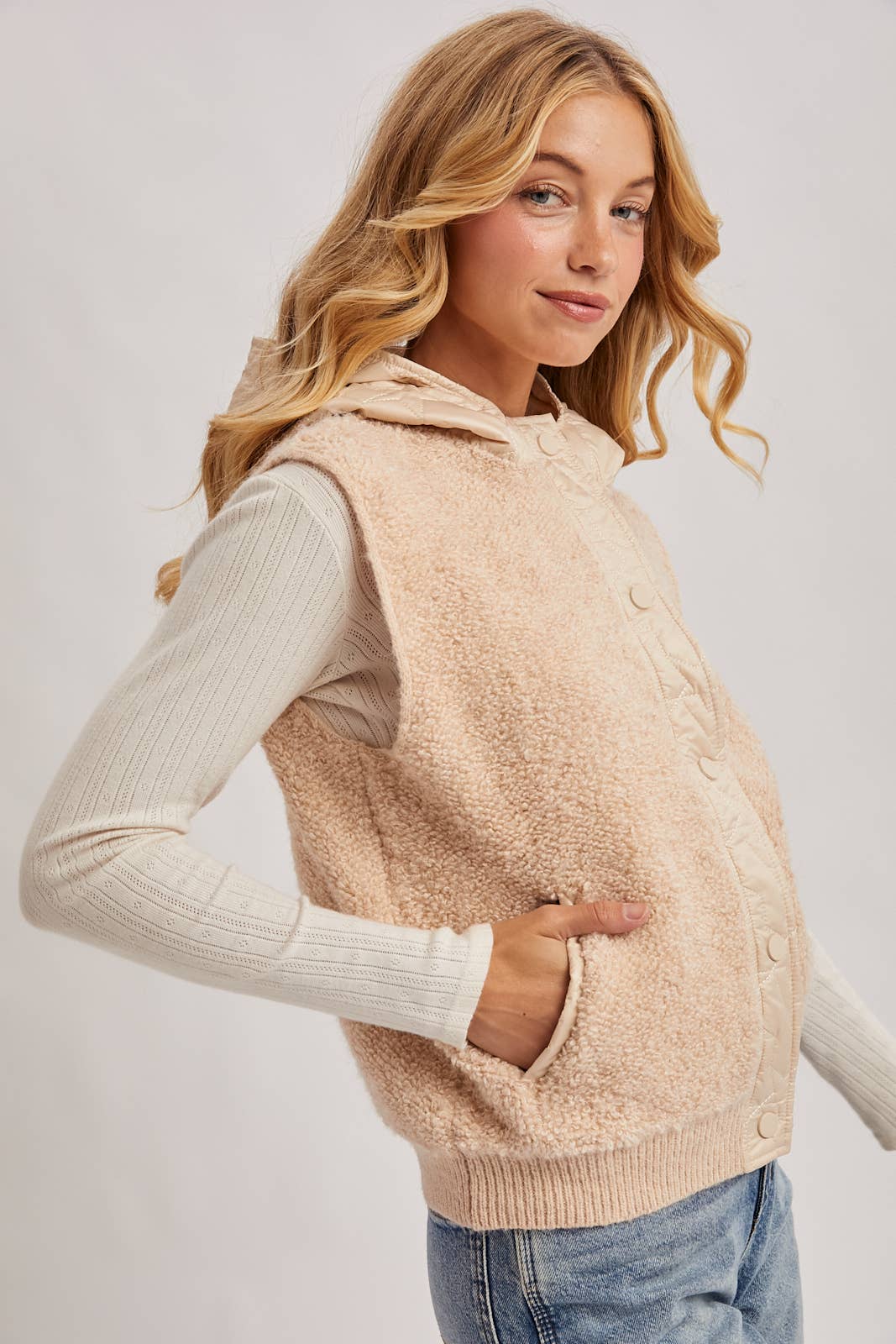 BUTTON DOWN SHERPA QUILTED HOOD VEST