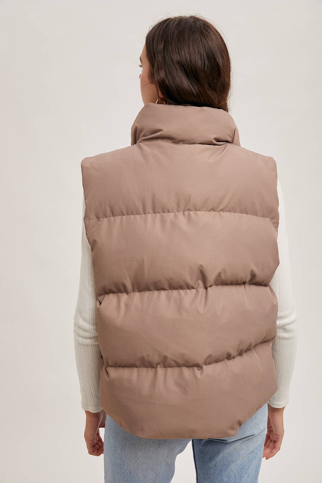 ZIPPER FRONT PUFFER VEST: MUSHROOM