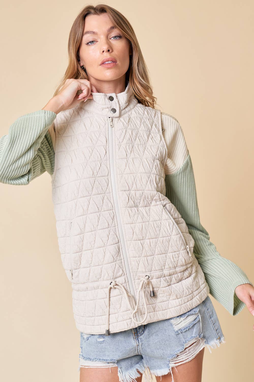 STONE ZIP-UP QUILTED VEST