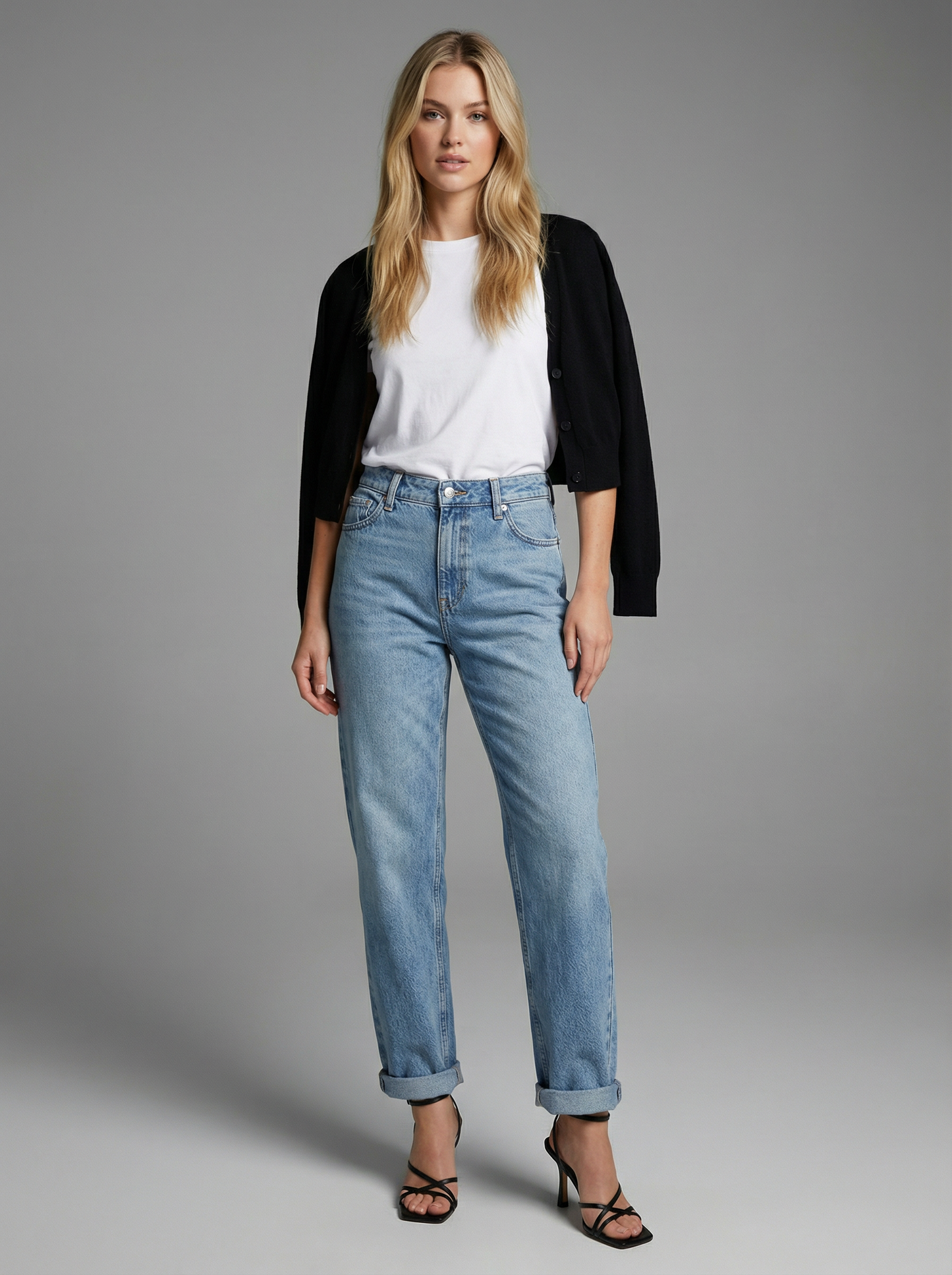 TAPERED MID RISE WIDE BAGGY JEANS